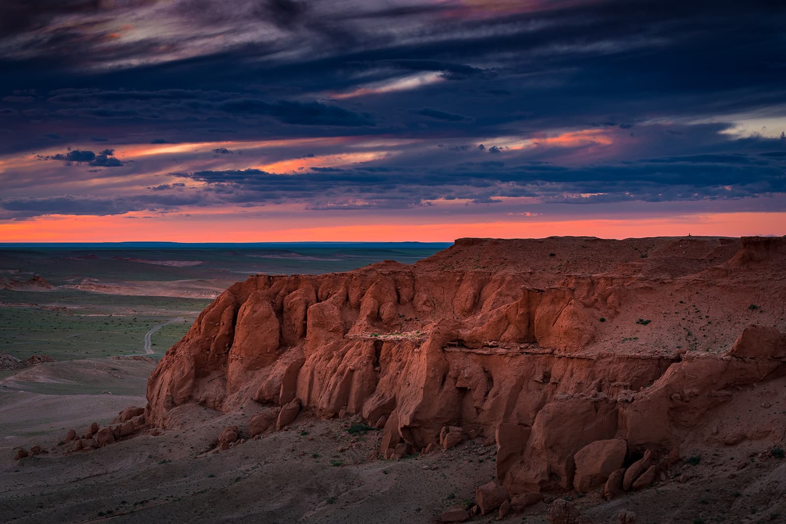 Flaming Cliffs today